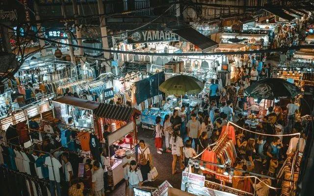 東方和利︱“地?cái)偨?jīng)濟(jì)”復(fù)蘇，人間煙火氣，才最是詩意！